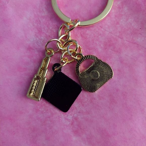 Casual Lipstick Golden Alloy Keychain - Picture 6 of 6